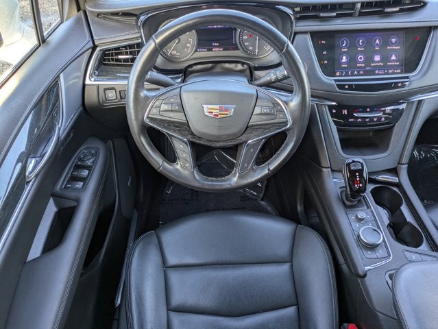 2022 Cadillac XT5 FWD Premium Luxury