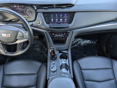 2022 Cadillac XT5 FWD Premium Luxury