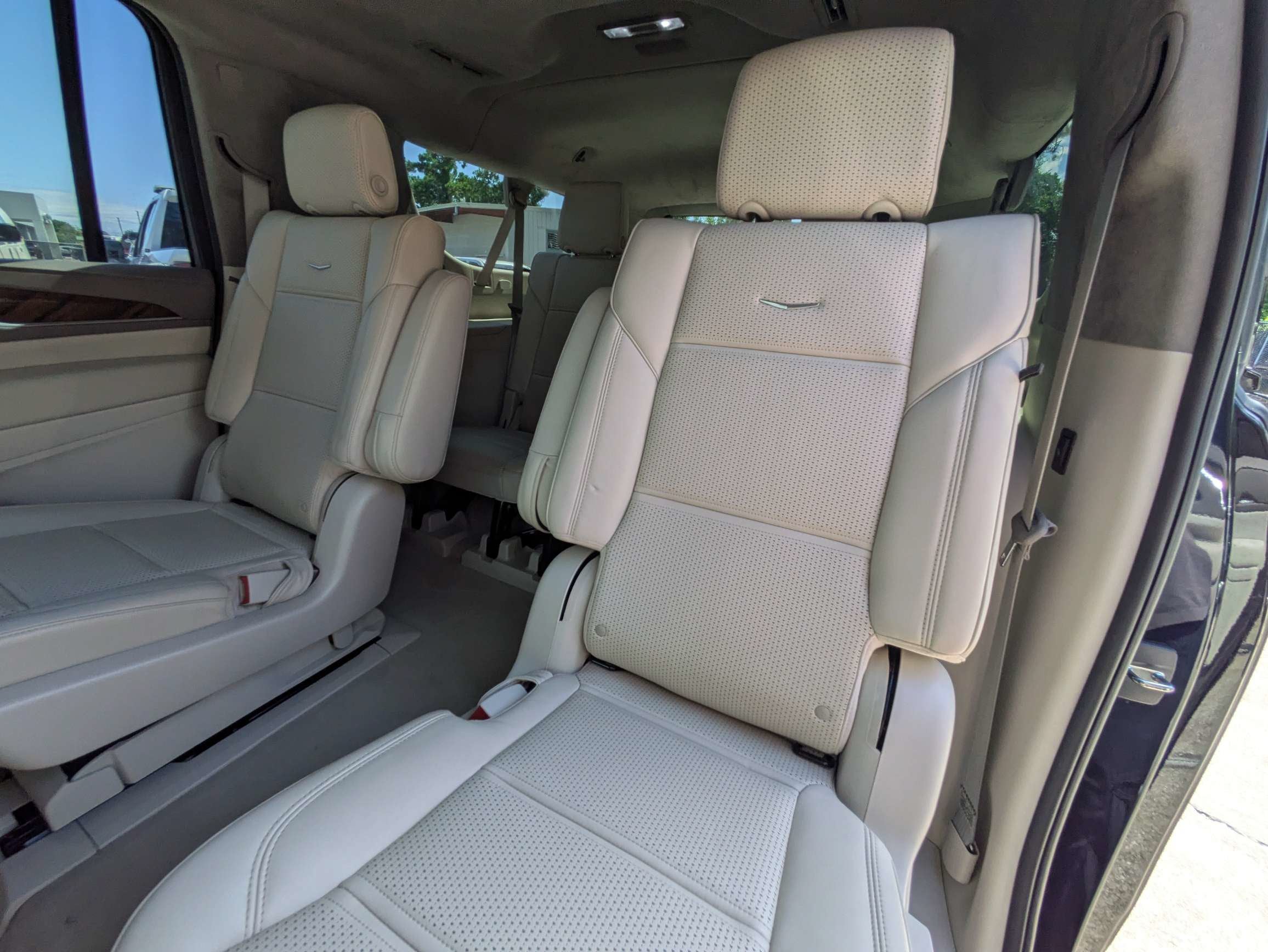 2023 Cadillac Escalade ESV 4WD Sport Platinum
