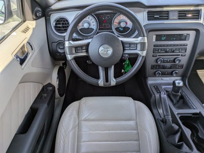 2011 Ford Mustang V6 Premium