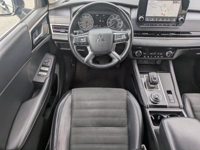 2024 Mitsubishi Outlander SE Black Edition