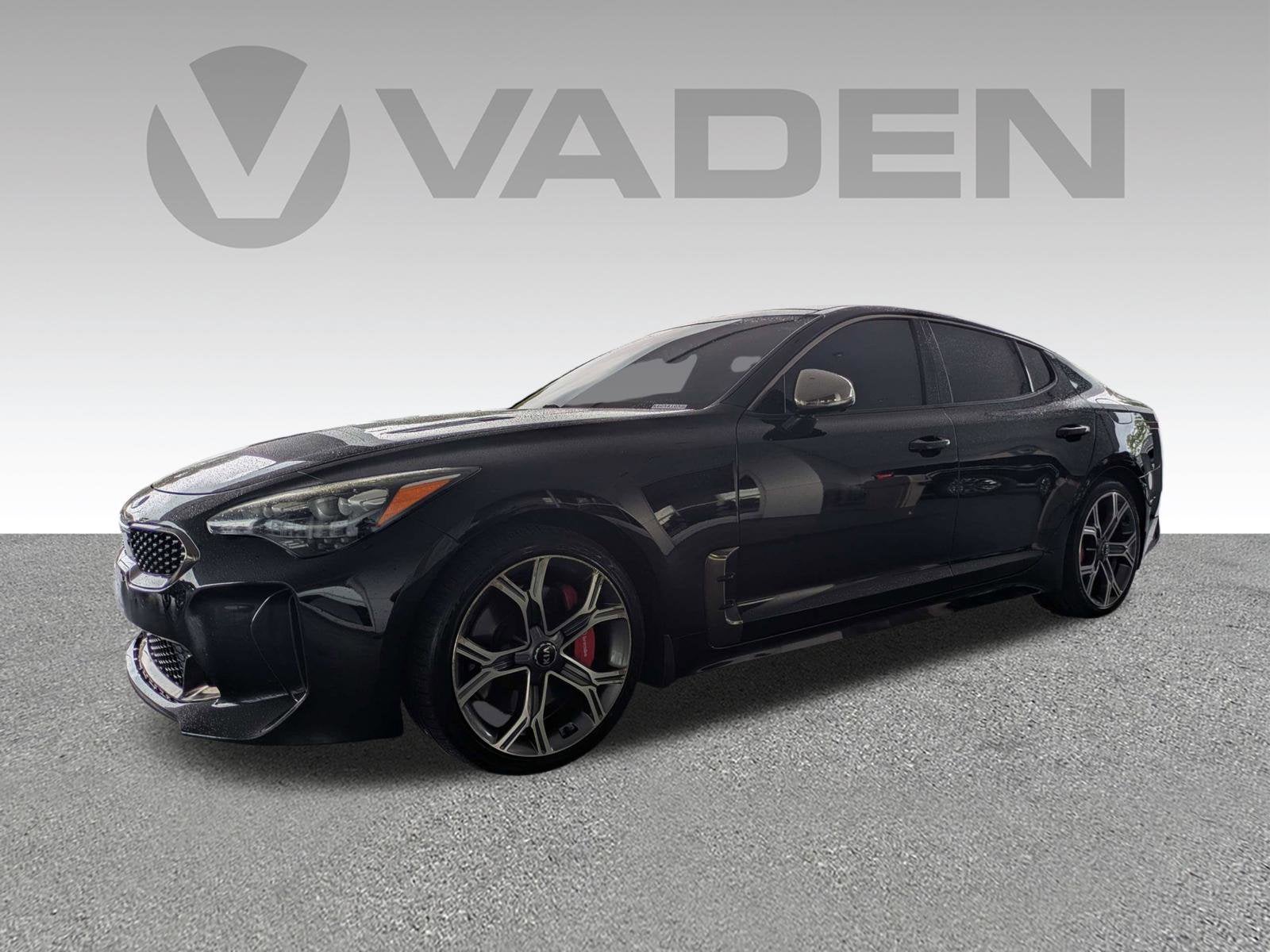 2019 Kia Stinger GT2 AWD's photo