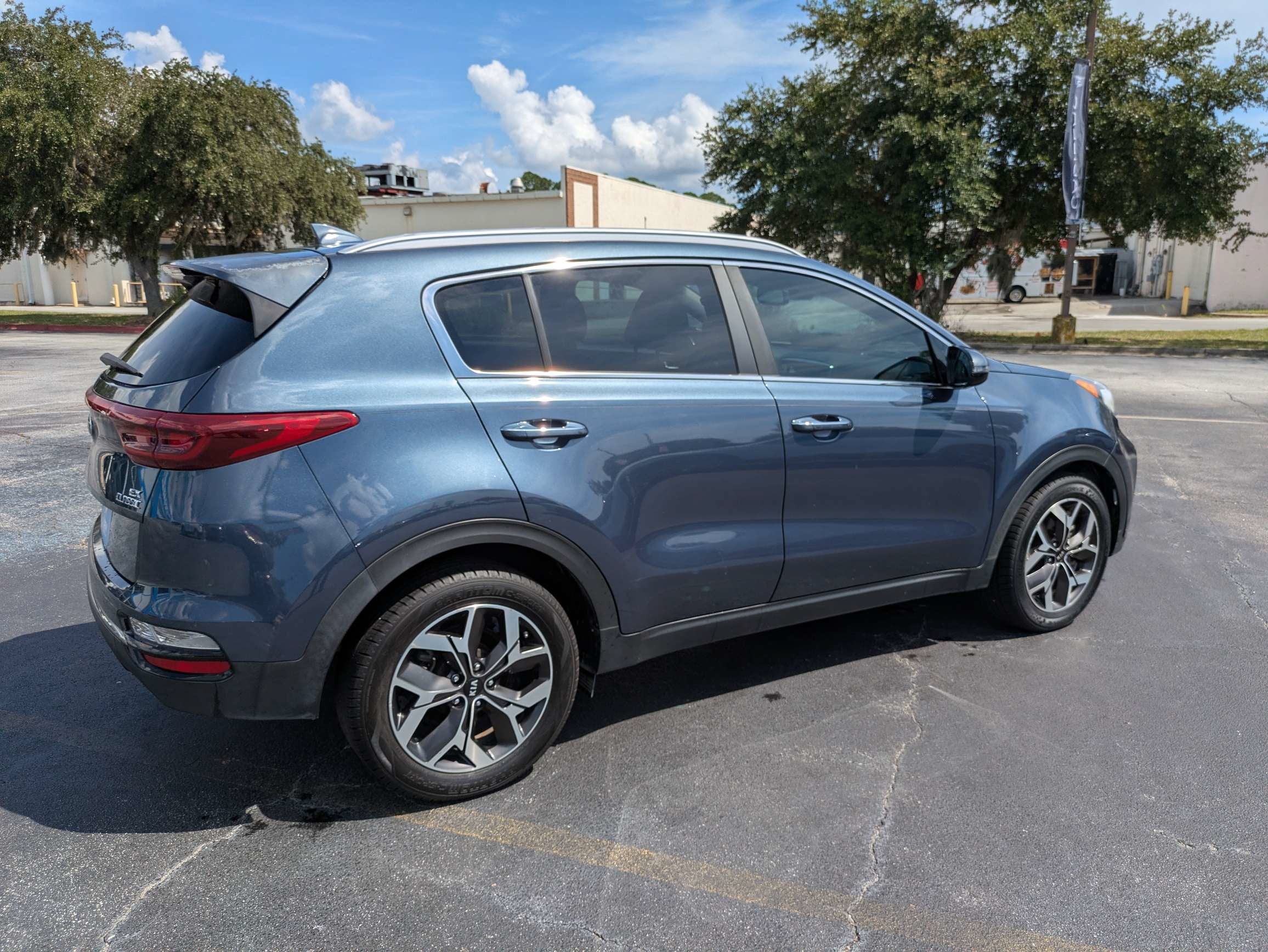 2020 Kia Sportage EX