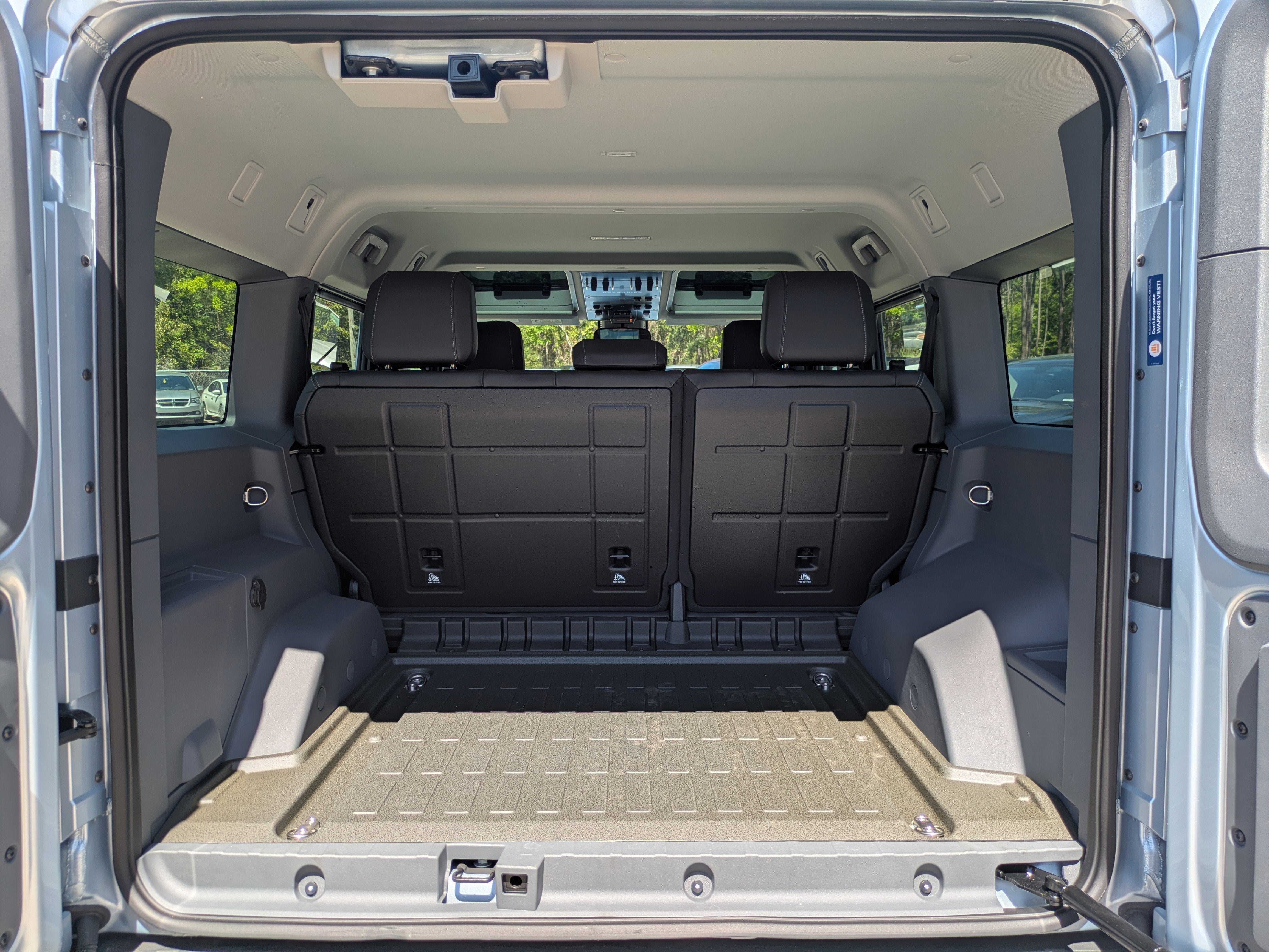 2025 INEOS Grenadier Station Wagon Base