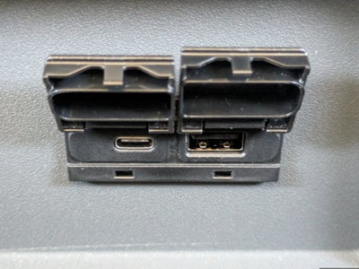 2025 INEOS Grenadier Station Wagon Base