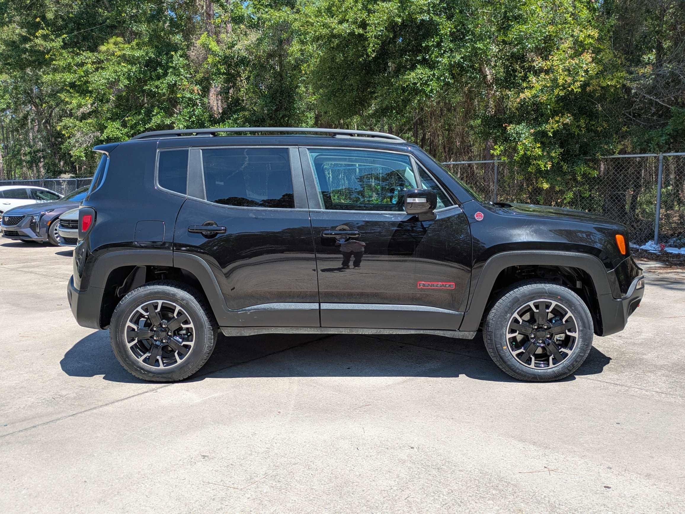 2023 Jeep Renegade Trailhawk