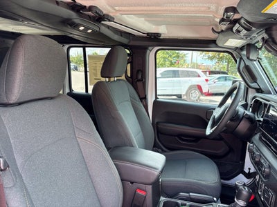 2025 Jeep Wrangler 4-Door Sahara 4x4