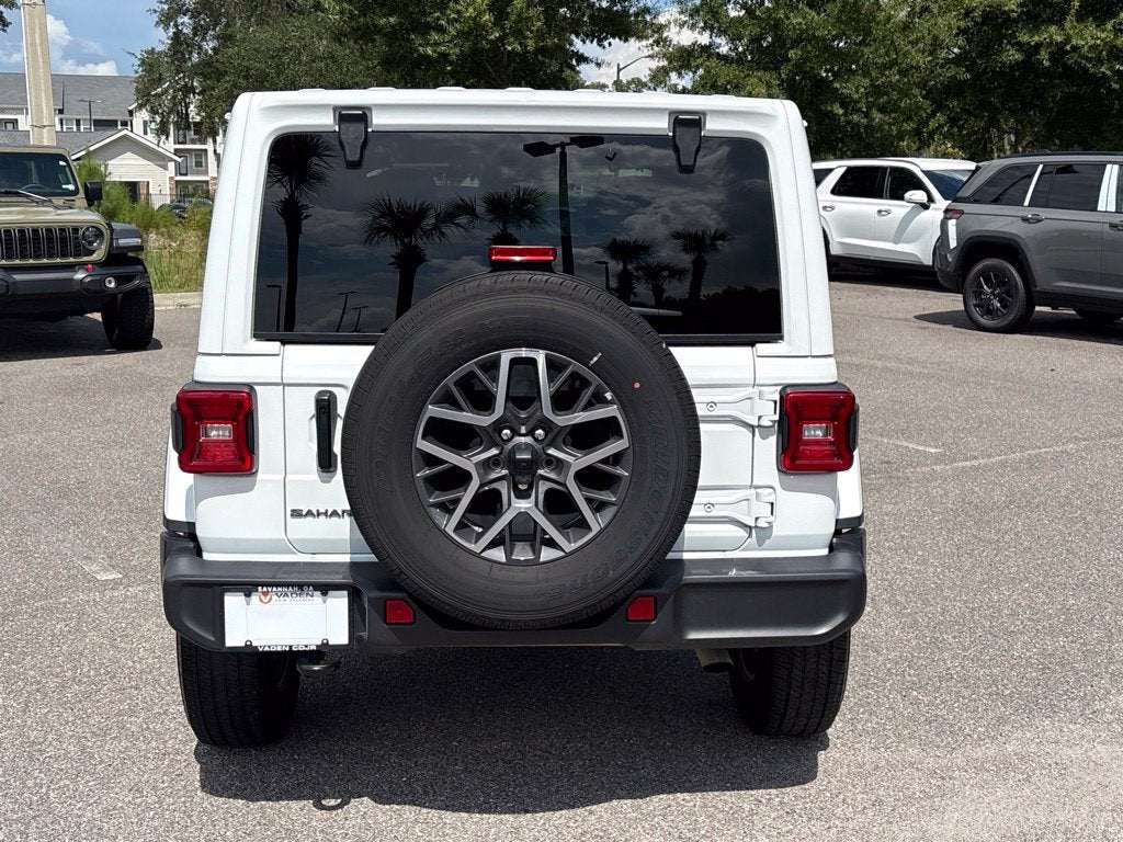 2025 Jeep Wrangler 4-Door Sahara 4x4