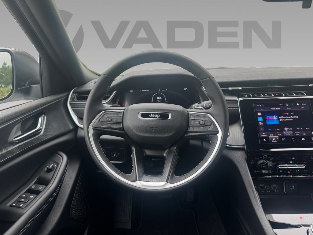 2025 Jeep Grand Cherokee GRAND CHEROKEE LAREDO X 4X2