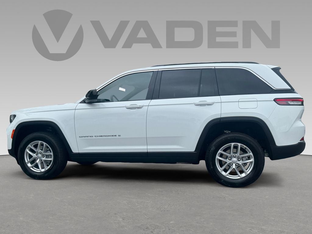 2025 Jeep Grand Cherokee GRAND CHEROKEE LAREDO X 4X2