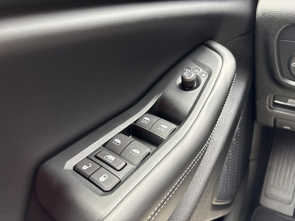 2026 Jeep Grand Cherokee GRAND CHEROKEE LAREDO 4X2