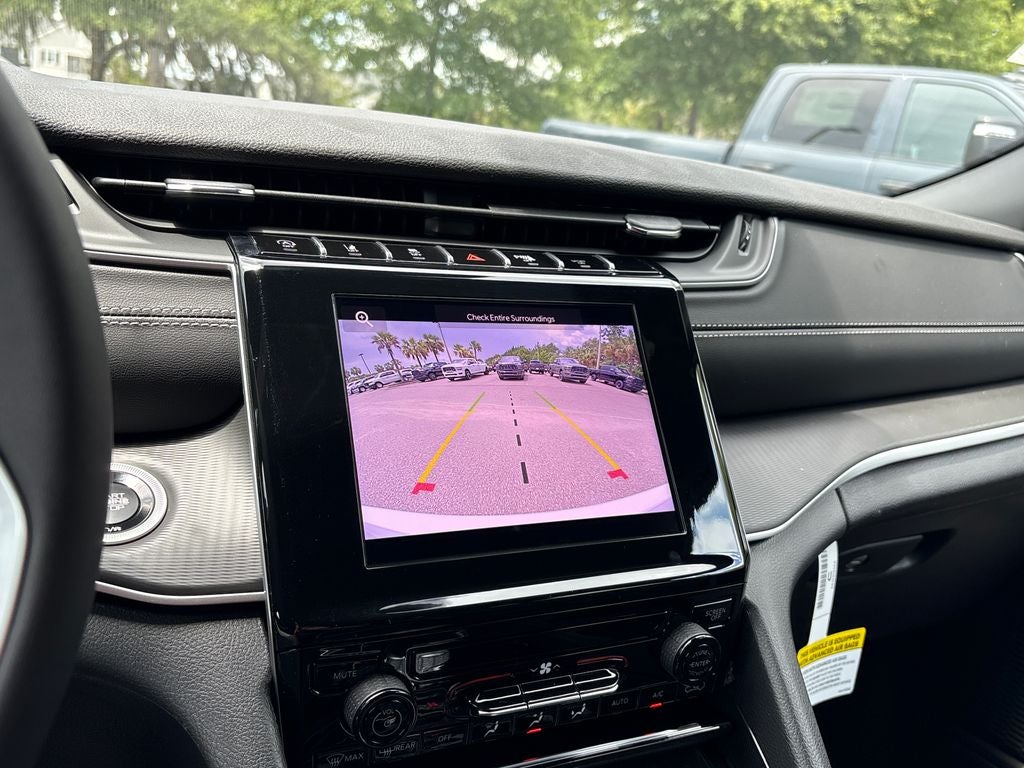 2026 Jeep Grand Cherokee GRAND CHEROKEE LAREDO 4X2