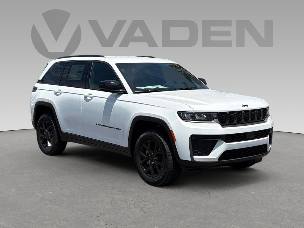 2026 Jeep Grand Cherokee GRAND CHEROKEE LAREDO ALTITUDE 4X2