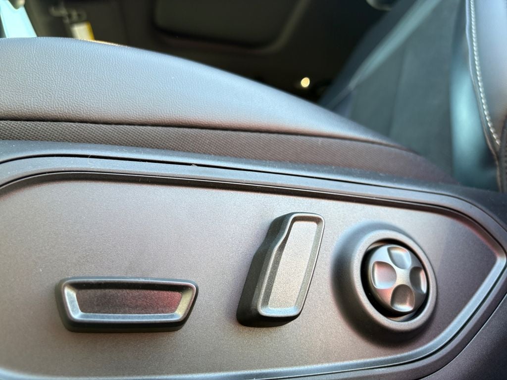 2026 Jeep Grand Cherokee GRAND CHEROKEE LAREDO ALTITUDE 4X2