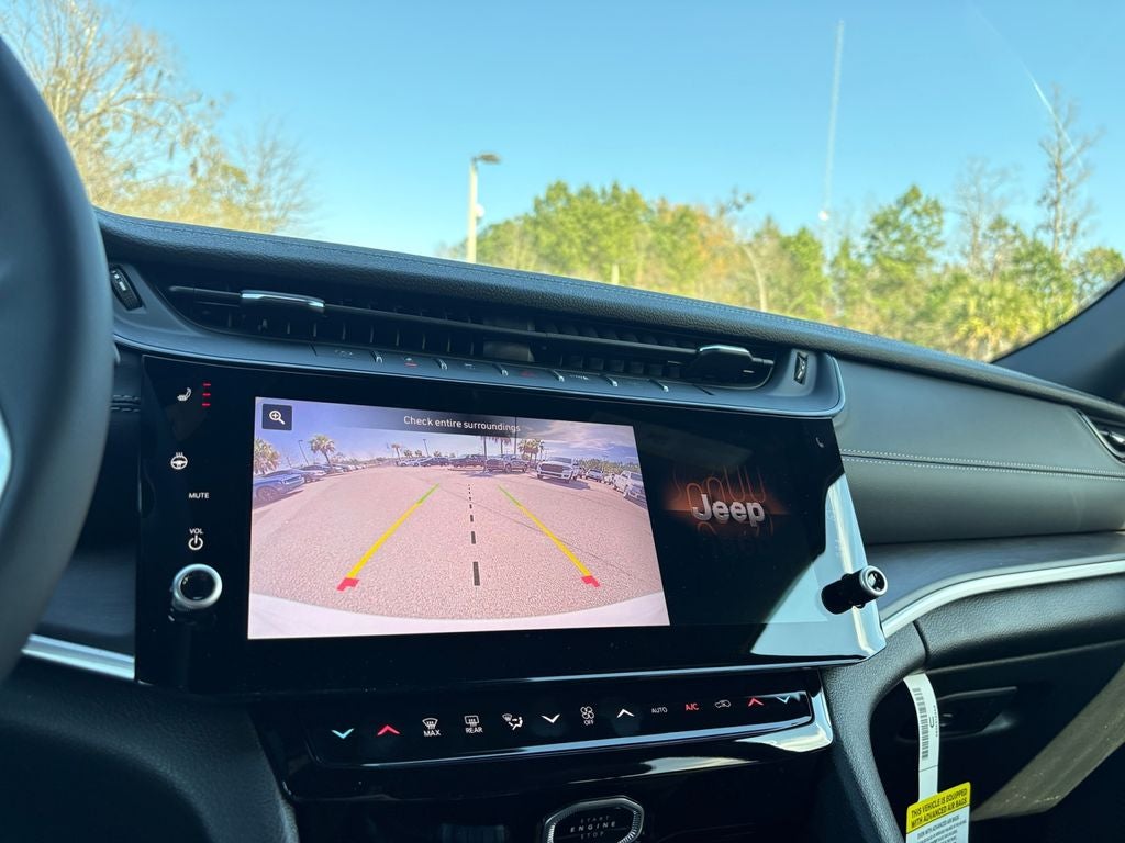 2026 Jeep Grand Cherokee GRAND CHEROKEE LAREDO ALTITUDE 4X2