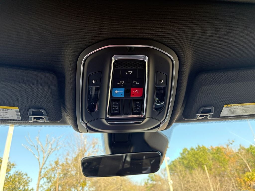 2026 Jeep Grand Cherokee GRAND CHEROKEE LAREDO ALTITUDE 4X2