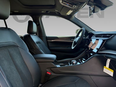 2026 Jeep Grand Cherokee GRAND CHEROKEE LAREDO ALTITUDE 4X2