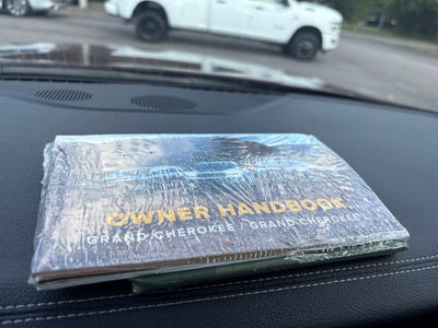 2025 Jeep Grand Cherokee GRAND CHEROKEE LIMITED 4X2