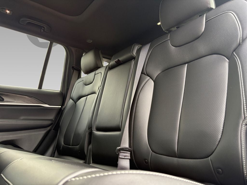 2026 Jeep Grand Cherokee GRAND CHEROKEE LIMITED 4X2