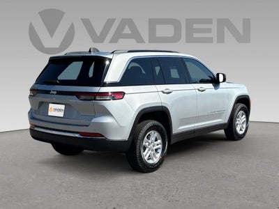 2025 Jeep Grand Cherokee GRAND CHEROKEE LAREDO 4X4