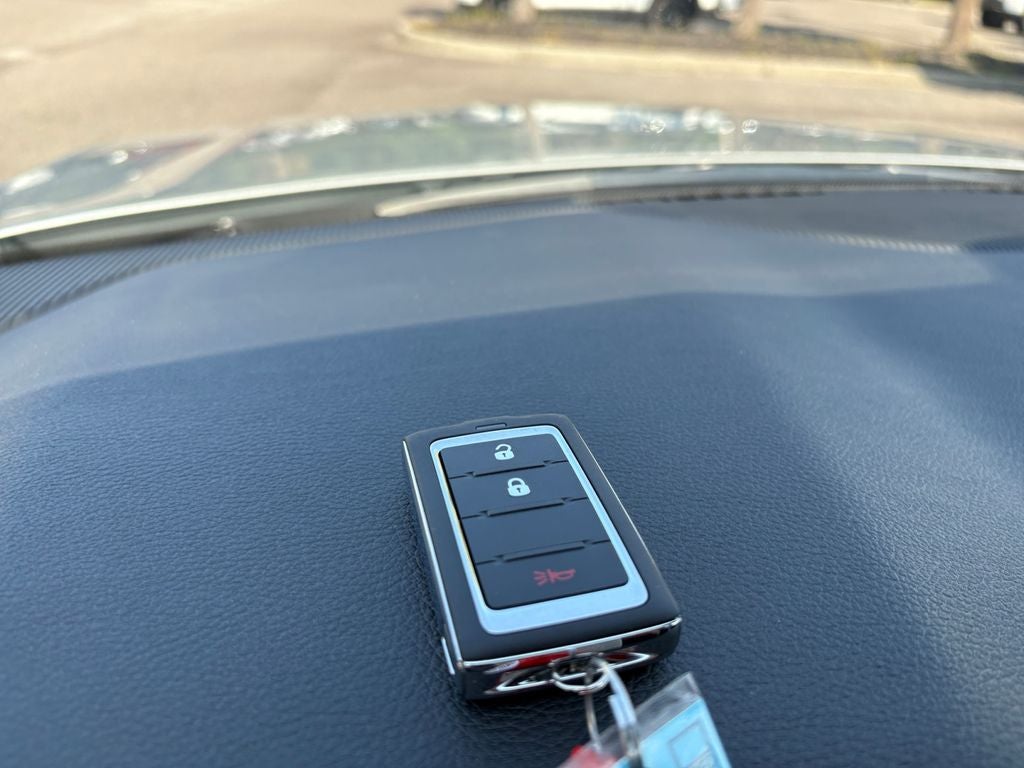 2025 Jeep Grand Cherokee GRAND CHEROKEE LAREDO 4X4