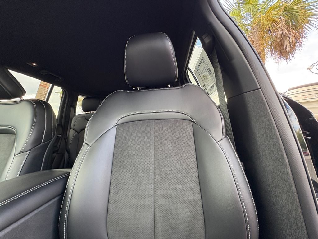 2025 Jeep Grand Cherokee GRAND CHEROKEE ALTITUDE 4X4