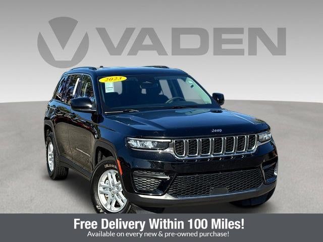 2023 Jeep Grand Cherokee Laredo 4x4