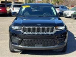 2023 Jeep Grand Cherokee Laredo 4x4