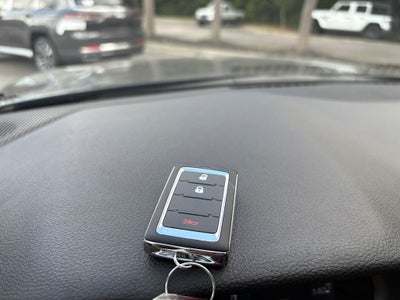 2025 Jeep Grand Cherokee GRAND CHEROKEE LAREDO 4X4