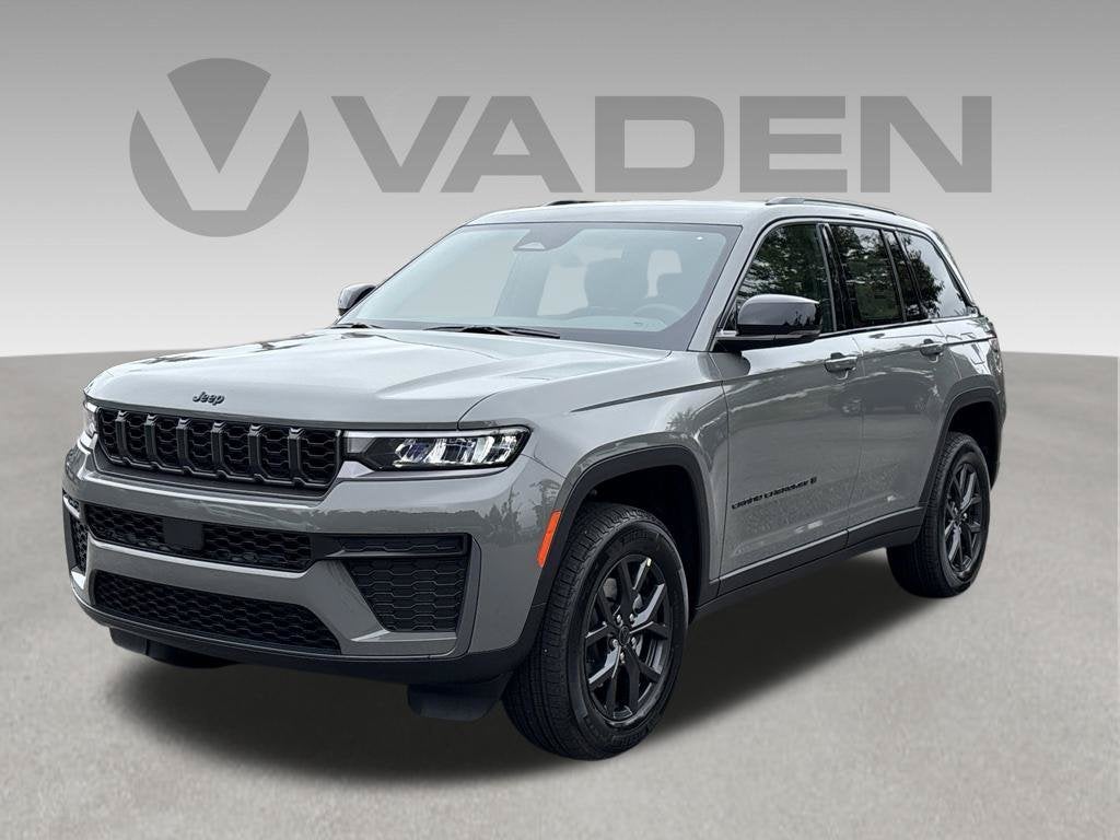 2027 Jeep Grand Cherokee GRAND CHEROKEE LAREDO ALTITUDE 4X4