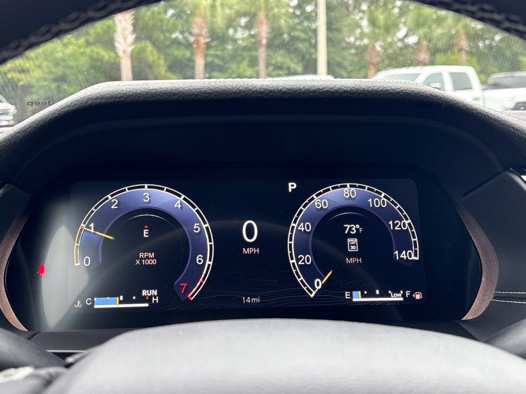 2027 Jeep Grand Cherokee GRAND CHEROKEE LAREDO ALTITUDE 4X4