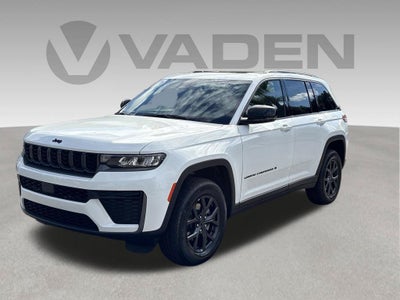 2027 Jeep Grand Cherokee GRAND CHEROKEE LAREDO ALTITUDE 4X4