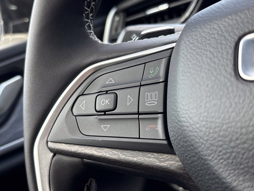 2027 Jeep Grand Cherokee GRAND CHEROKEE LAREDO ALTITUDE 4X4