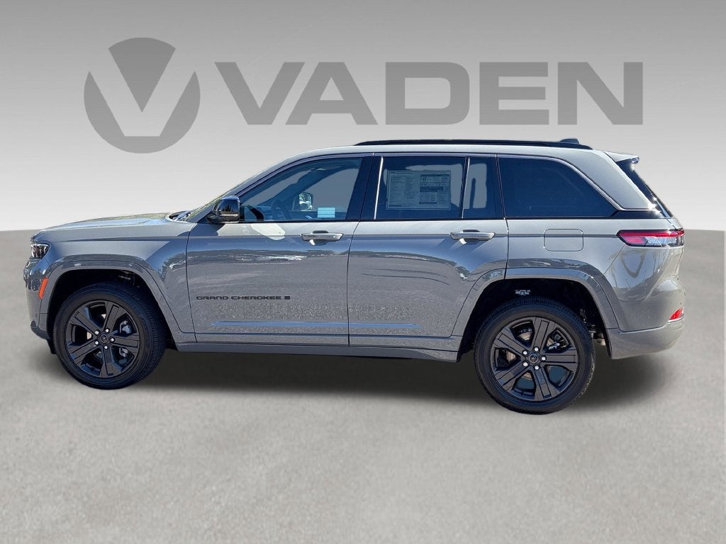 2027 Jeep Grand Cherokee GRAND CHEROKEE LIMITED RESERVE 4X4