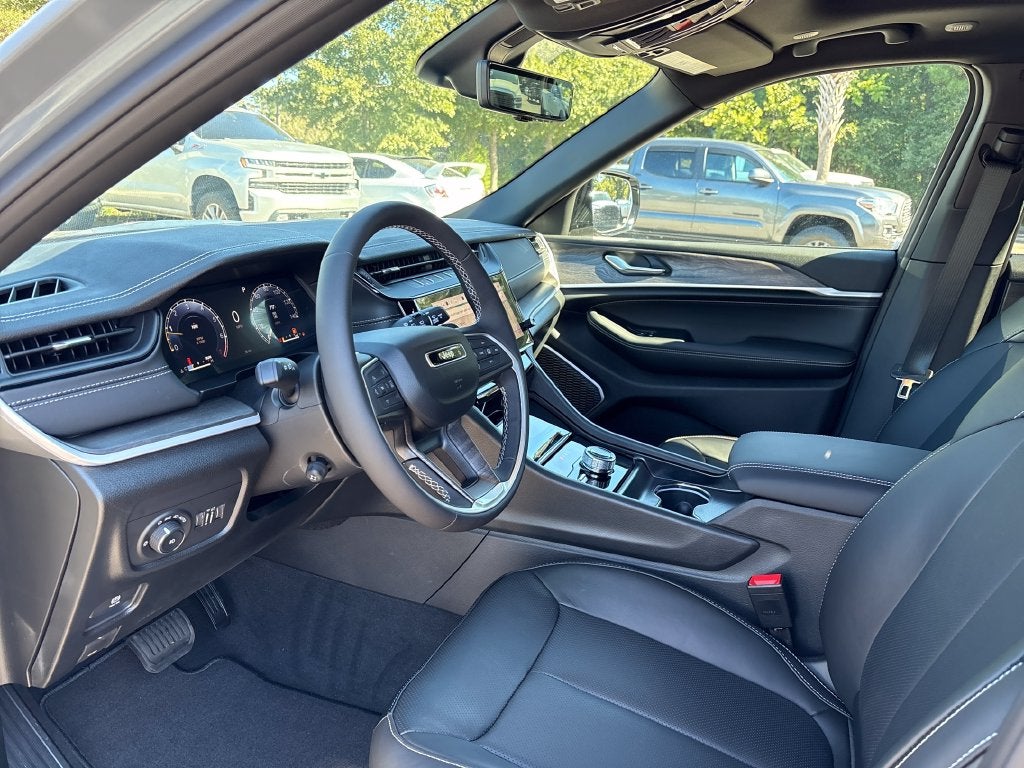 2027 Jeep Grand Cherokee GRAND CHEROKEE LIMITED RESERVE 4X4