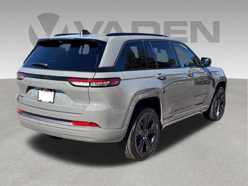 2027 Jeep Grand Cherokee GRAND CHEROKEE LIMITED RESERVE 4X4
