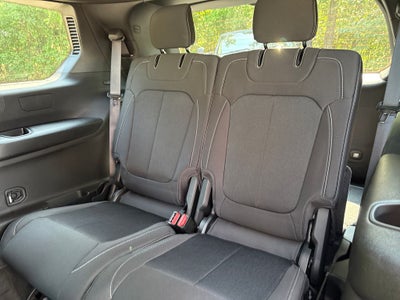 2026 Jeep Grand Cherokee GRAND CHEROKEE L LAREDO 4X2