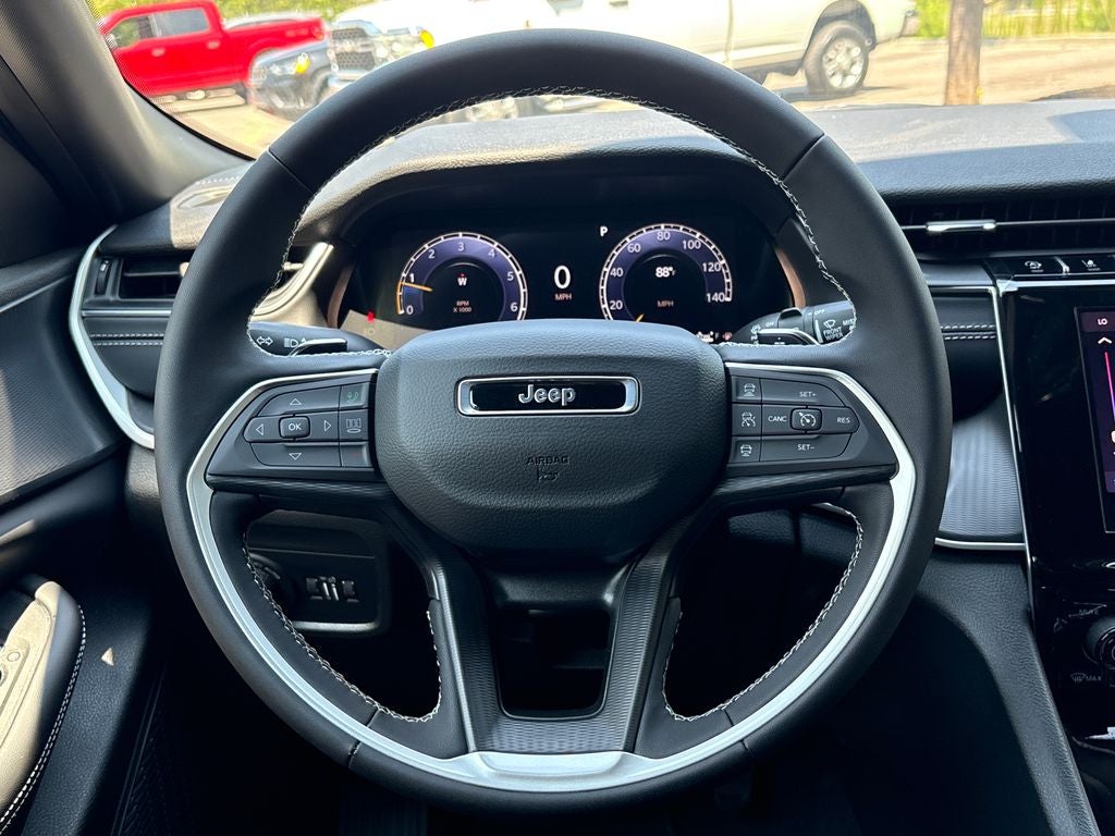 2026 Jeep Grand Cherokee GRAND CHEROKEE L LAREDO 4X2