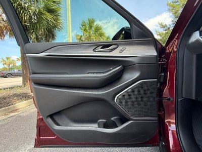 2025 Jeep Grand Cherokee GRAND CHEROKEE L LIMITED 4X2