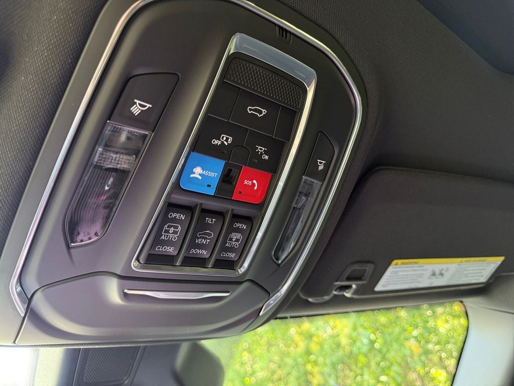 2025 Jeep Grand Cherokee GRAND CHEROKEE L LIMITED 4X2