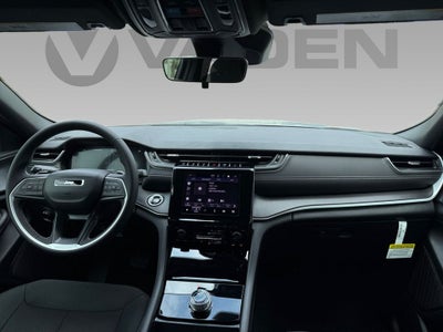 2025 Jeep Grand Cherokee GRAND CHEROKEE L LAREDO X 4X4