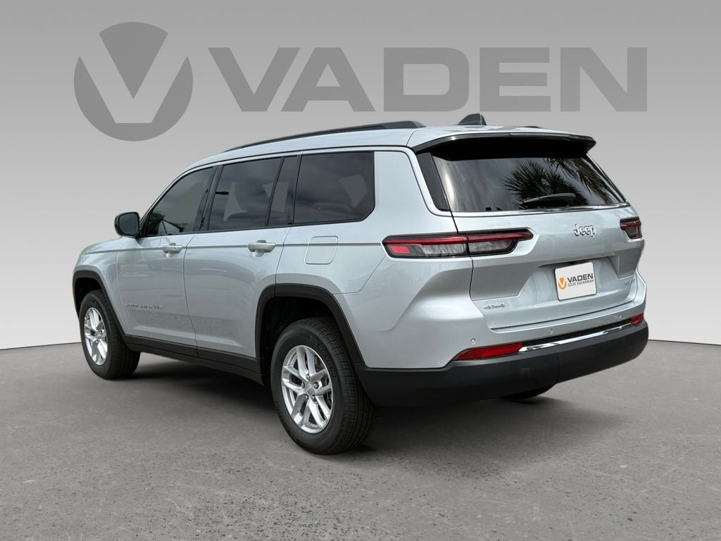 2025 Jeep Grand Cherokee GRAND CHEROKEE L LAREDO X 4X4