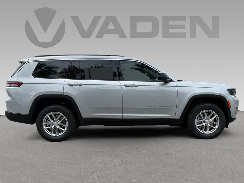 2025 Jeep Grand Cherokee GRAND CHEROKEE L LAREDO X 4X4