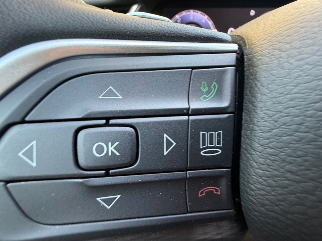 2025 Jeep Grand Cherokee GRAND CHEROKEE L LAREDO 4X4