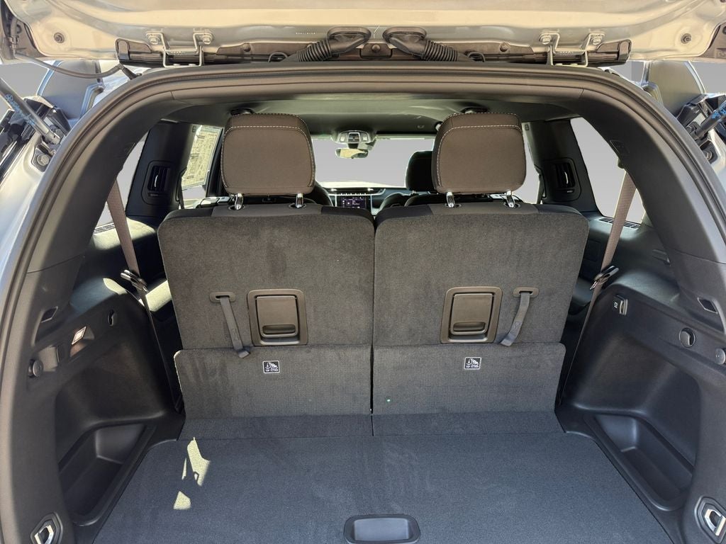 2025 Jeep Grand Cherokee GRAND CHEROKEE L LAREDO 4X4