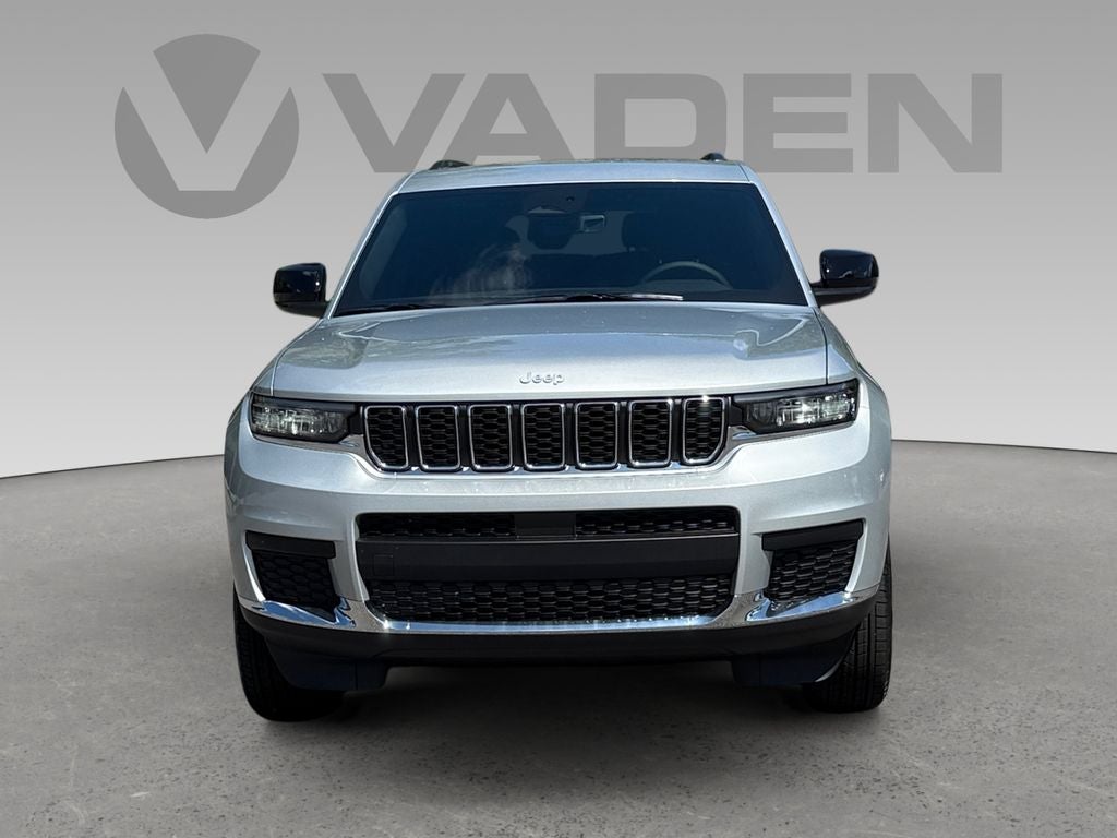 2025 Jeep Grand Cherokee GRAND CHEROKEE L LAREDO 4X4