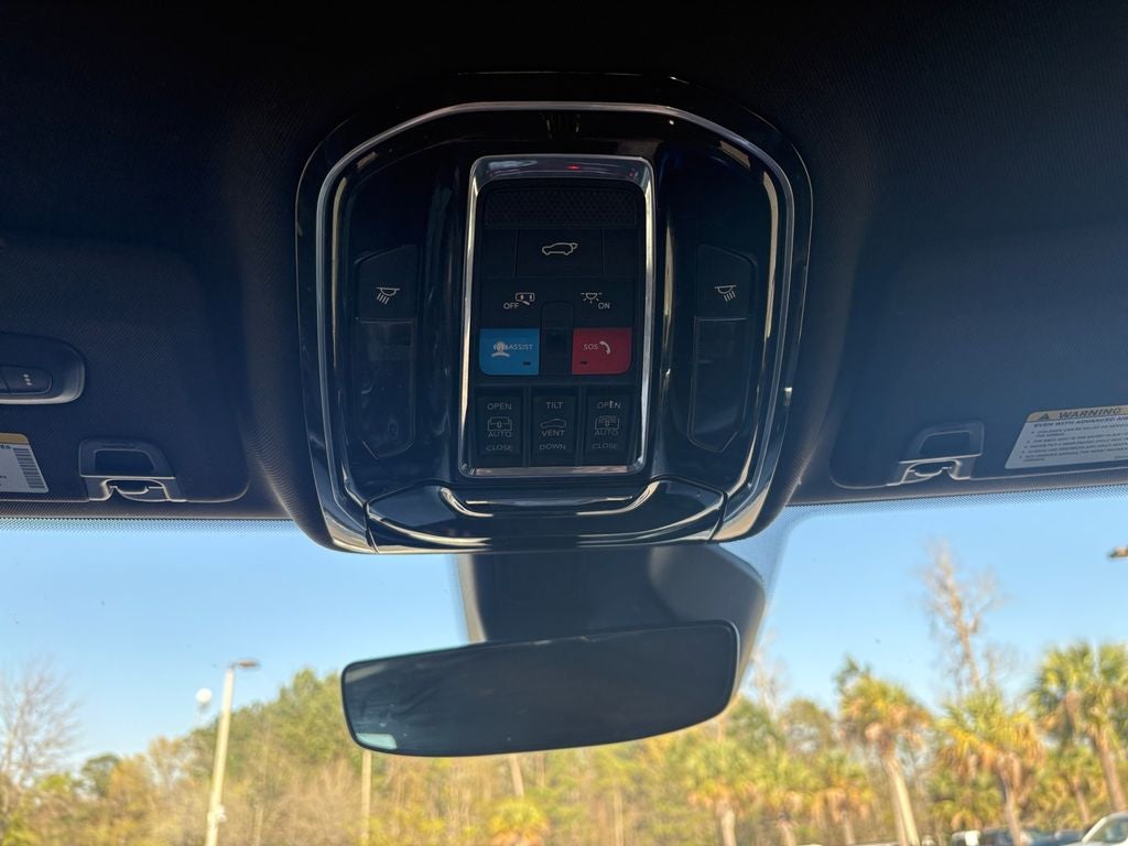 2022 Jeep Grand Cherokee L Overland 4x4