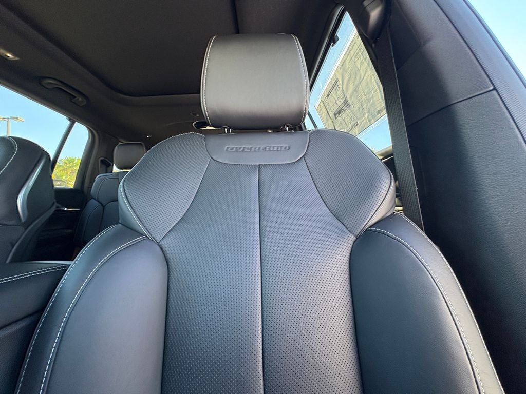 2025 Jeep Grand Cherokee GRAND CHEROKEE L OVERLAND 4X4