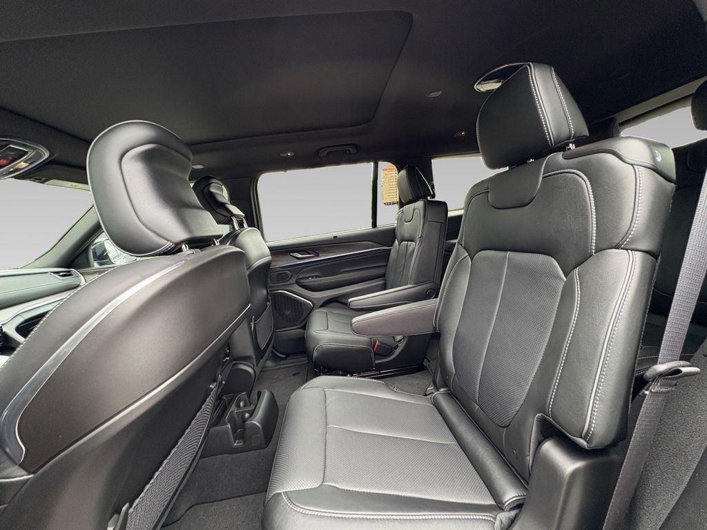 2025 Jeep Grand Cherokee GRAND CHEROKEE L OVERLAND 4X4