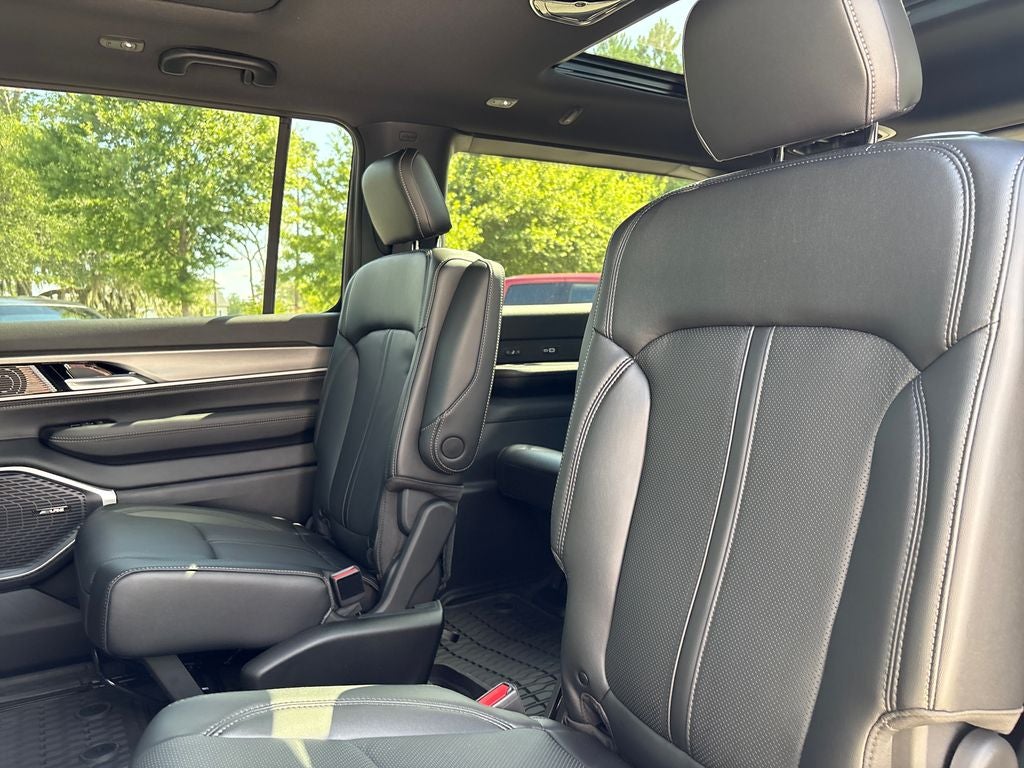 2026 Jeep Grand Wagoneer GRAND WAGONEER UPLAND 4X4